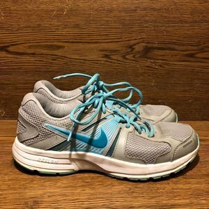 Nike Dart 10 women's grey running sneakers blue shoes size 9.5 580427-023